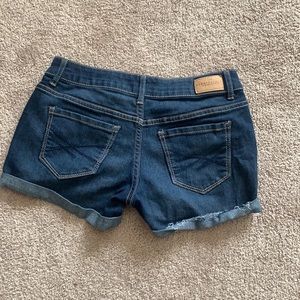 Aeropostale girls size 00 Jean shorts.
